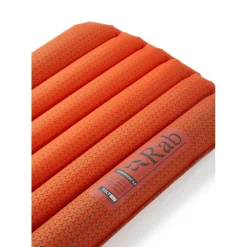 Rab Ionosphere 5.5 slaapmat firecracker